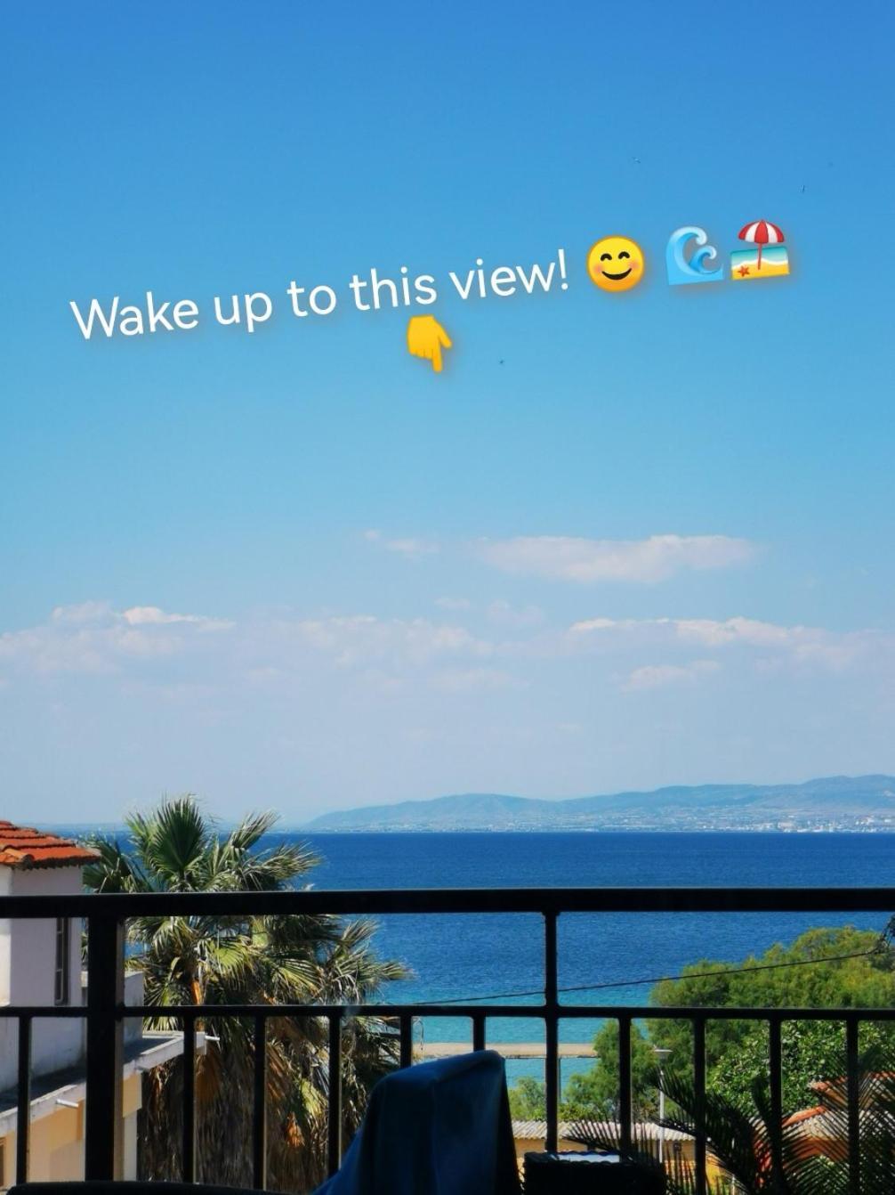 Pure Bliss Luxury Beachfront Apartment With Panoramic Sea Views, Electric Bbq, Gym Equipment And More Агия Триас Екстериор снимка